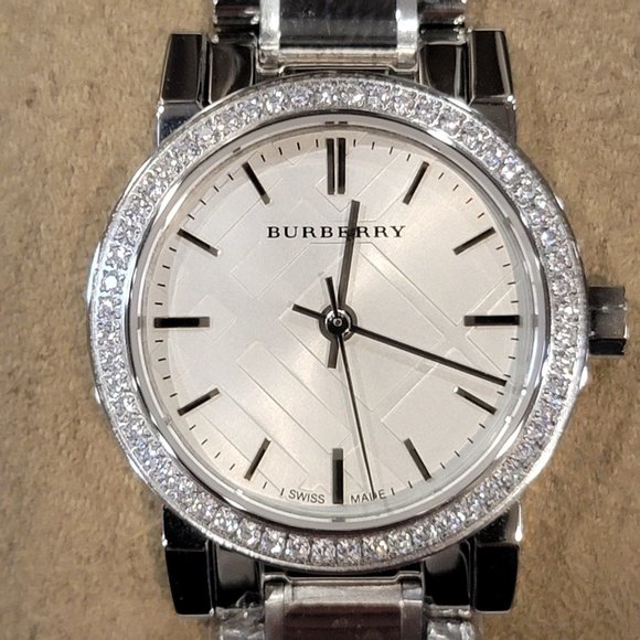 Brand New Burberry City BU9220 Stainless Steel 26 mm Women\'s Watch